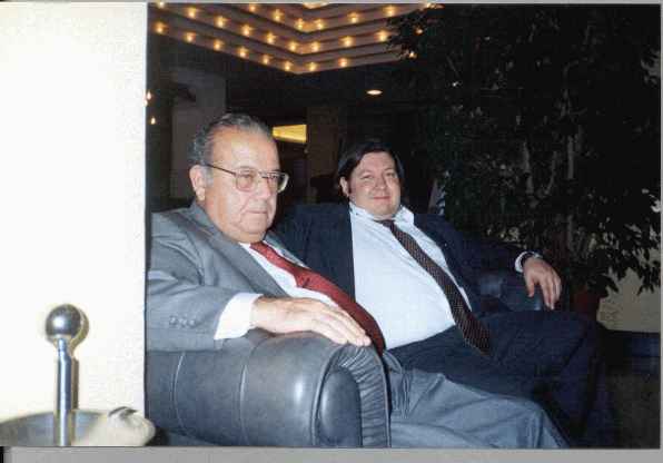 Carlos Flores (ICCF Treausurer) and Pedro Hegoburu (Marketing Director) (19.626 bytes)
