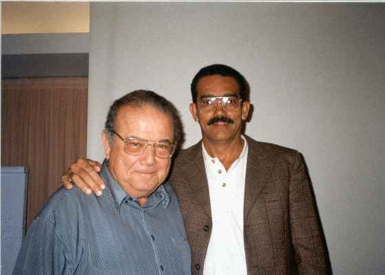 Carlos Flores (ICCF Treausurer) and Pablo Salcedo (CUB) (17.545 bytes)