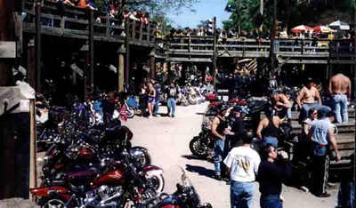 Iron Horse Salloon