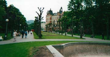 kv_park1a.jpg (19629 bytes)