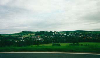lscape1a.jpg (12881 bytes)