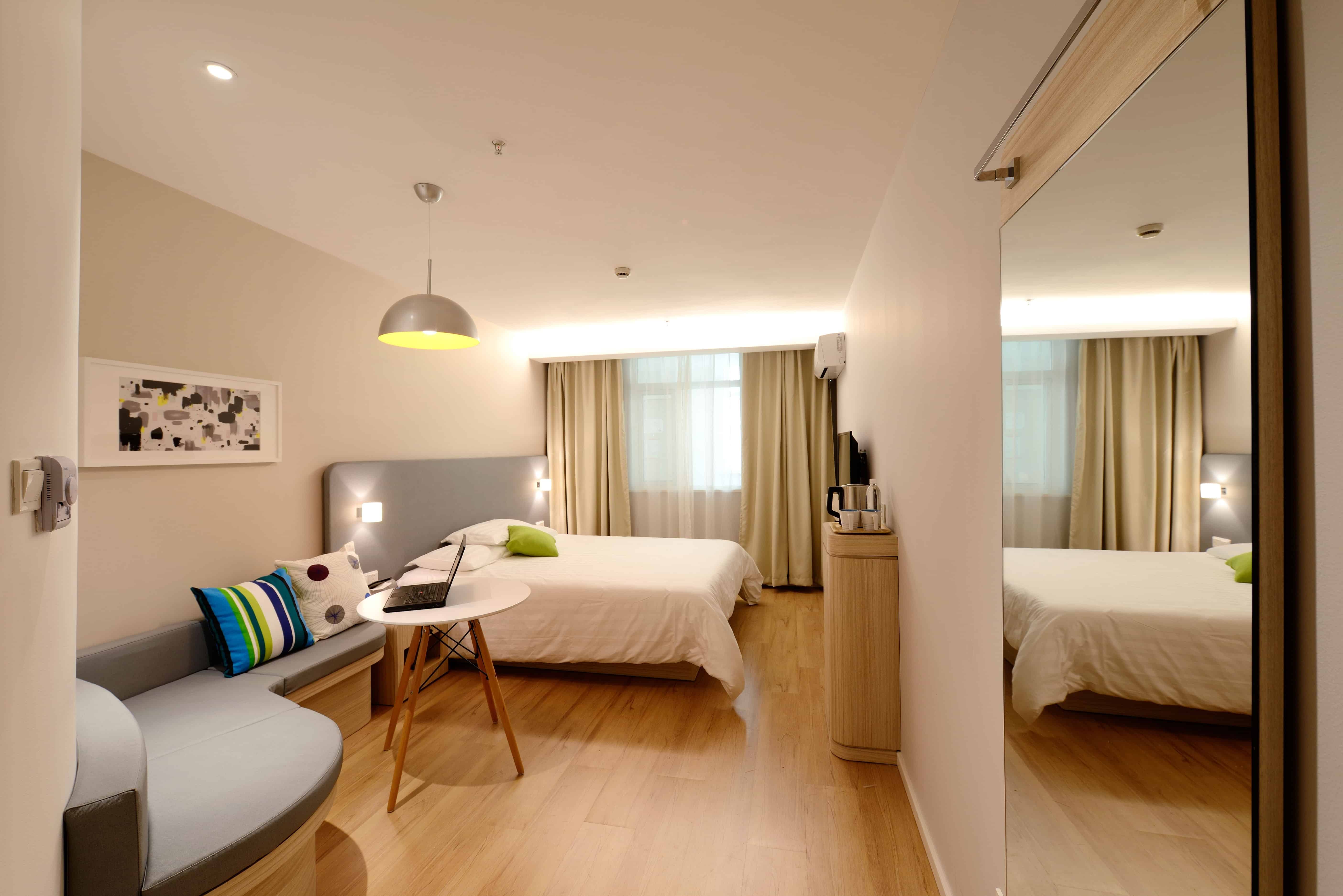 seniorlivingfaciltykitchen