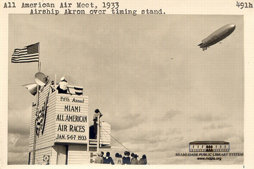 Akron, U.S.N. Airship: Similar View without Bombers