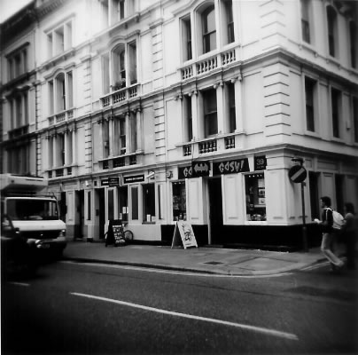 Comics (London)
