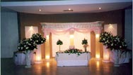 hemiciclo con cuatro columnas