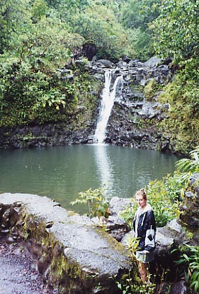 R2Hana Haipuaena Falls