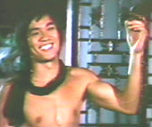 Lo Meng as Tung Chien-Chen