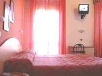 Camera con TV