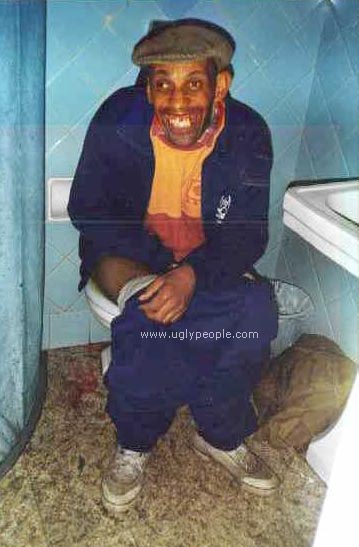 toiletblack.jpg (42974 bytes)