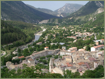 Castellane ist ein sch�ner Standort f�r die Erkundung des Grand Canyon du Verdon.
