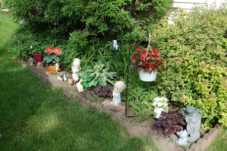 Side Yard Garden