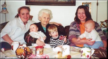 Bes�k i juli 2000
