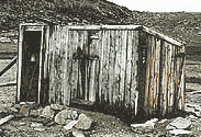 Hut.