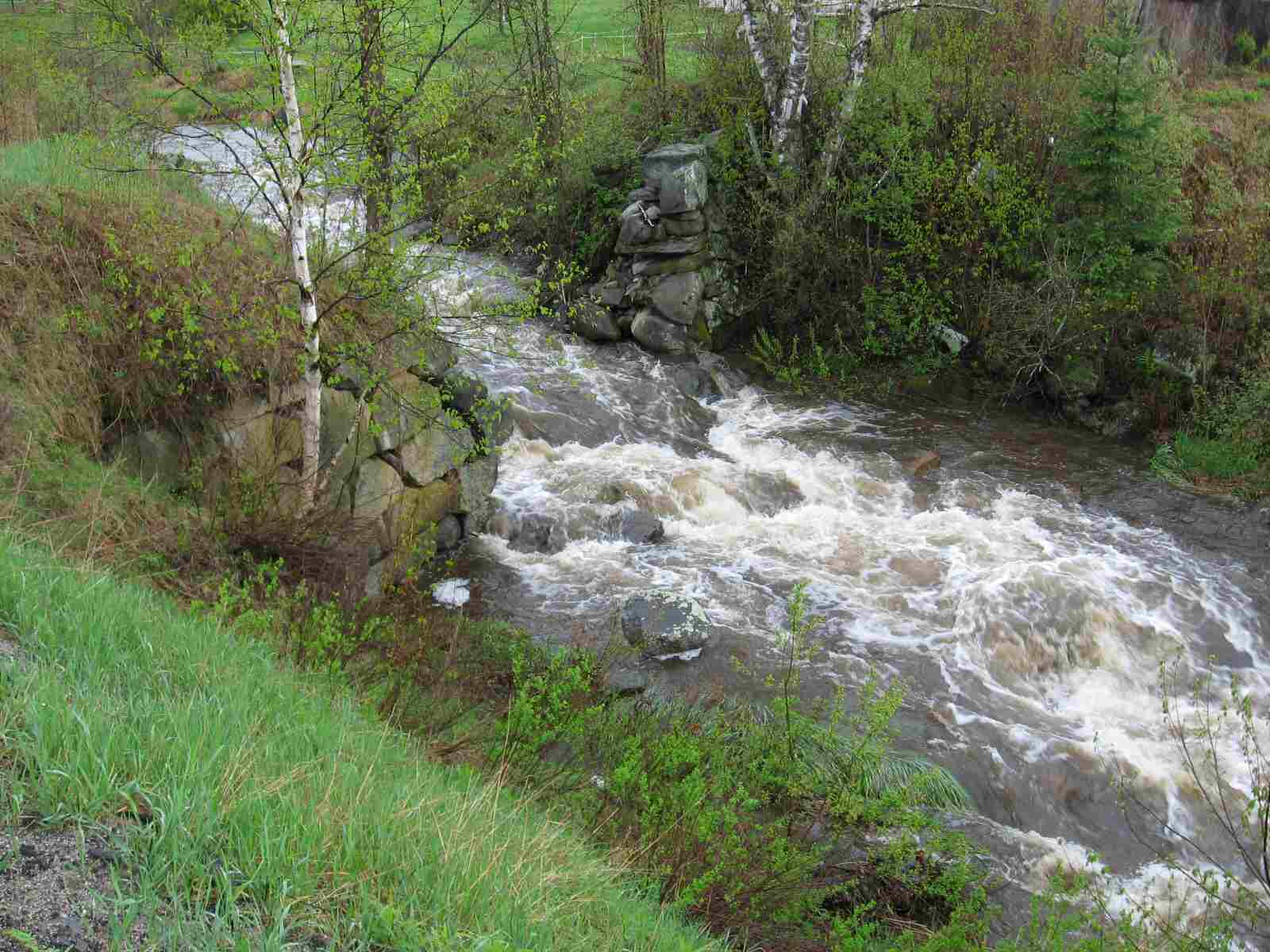 Cushman Brook & old stone dam