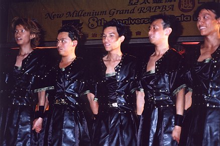 this would be the ending pose before a bow