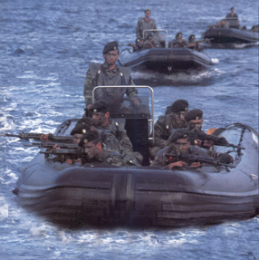 Greek Amphibious Commandos preparing a beach assault