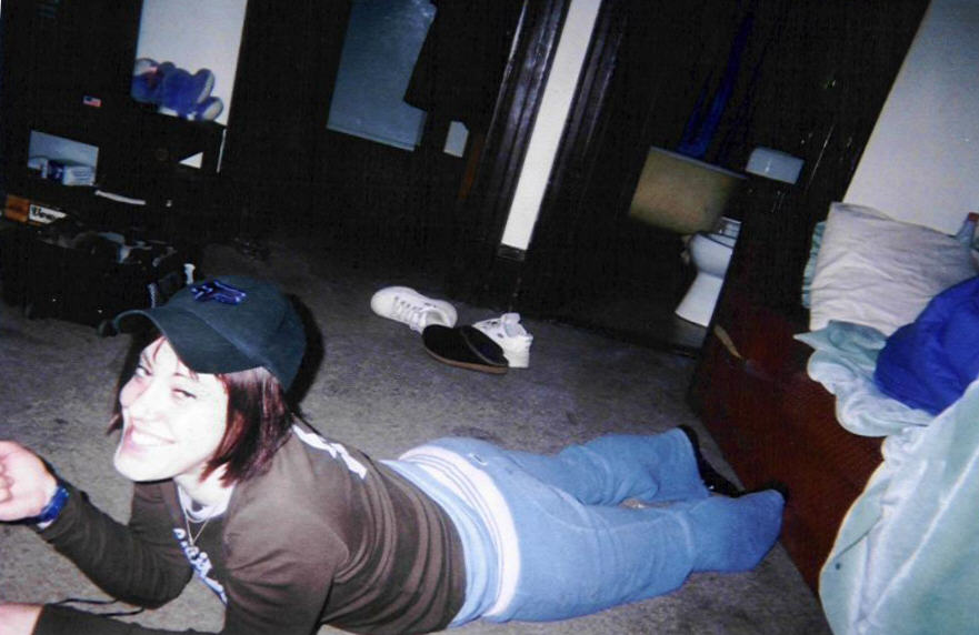love those pants! =) hehe.