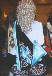 dancer's cape & curls pic