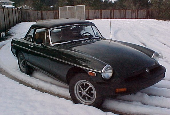 '76 MGB Jan 2004, Eugene snow storm.