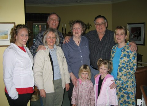 Margaret, Cindy, Rodger Shaver, June and Godon Hogg, Ali, Carrie and Liz Iverson
