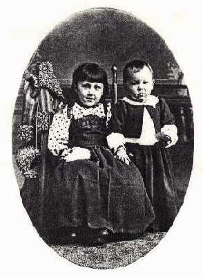 [Laila Myrtle Richards and Lisle Clinton Richards, ca. 1893.]