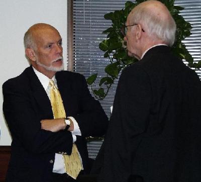 [Nobelist Rick Smalley (L) and Don Richards]