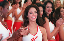 Isis Dur�n, del T�chira, triunf� como la m�s integral, a su lado dos de las m�s llamativas, Miss Bol�var y Miss Aragua