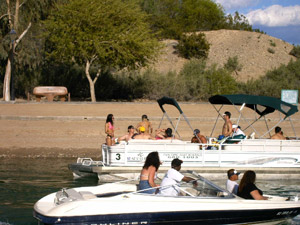 Another group cruisin' the canal on a beautiful Holiday.Wave to see what their drinkin'.