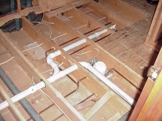 plumbing1.jpg (93495 bytes)
