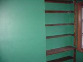 newoldbookcase.jpg (17555 bytes)