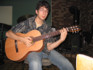 Dany et sa guitare classique