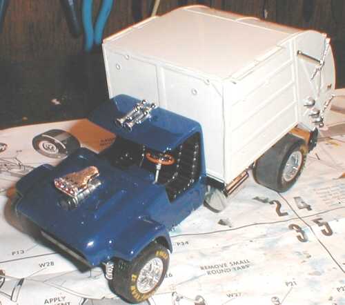 garbagetrk_7_500x442