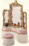 DRESSER.JPG (84334 bytes)