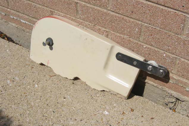 centerboardstub.jpg (50363 bytes)