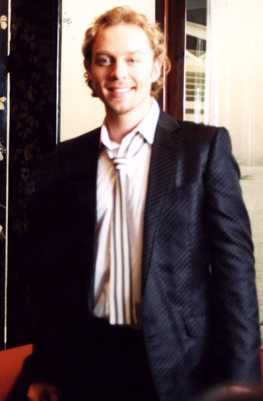 Oooh, nice suit!!