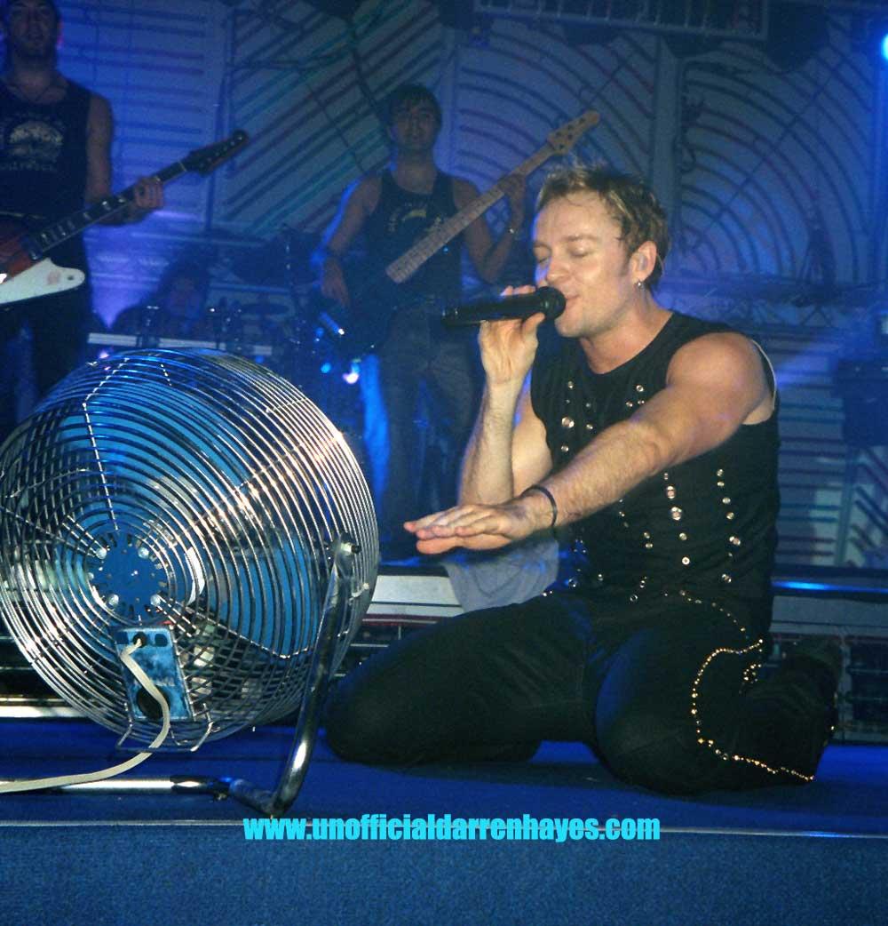 "Oh boy, it's gettin' hot in herre!!!!" 