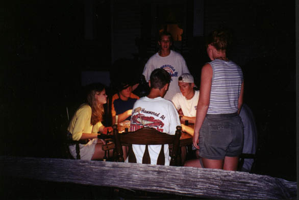 Poker.jpg (34392 bytes)