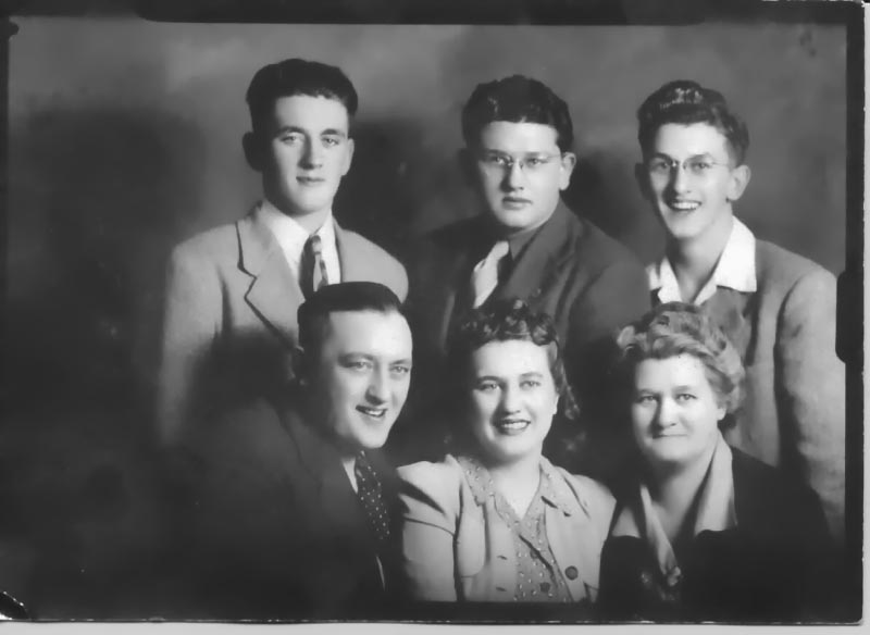 Click Here For Scrafford Family Old Photo Album Photos