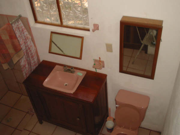 PARTIAL VIEW OF BATHROOM