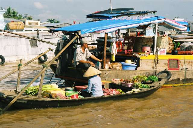 Floating market