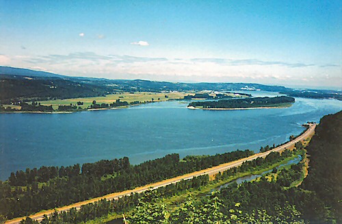 Columbia River from Chanticleer Point Observation Platform