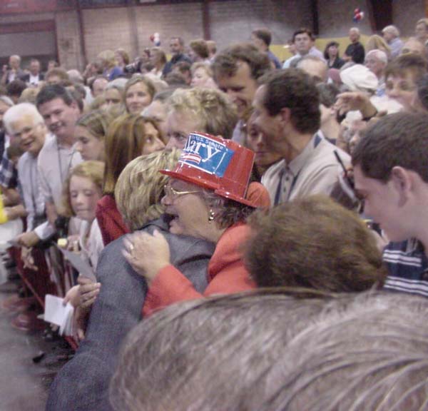clintonhug2