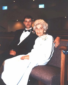 david_granny.jpg (16360 bytes)