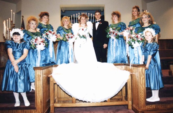 groupbrides.jpg (70508 bytes)