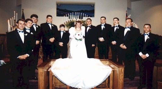 groupgroomsmen.jpg (44458 bytes)