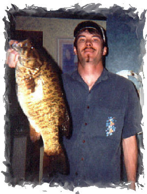 Caught by Dan Reed on a Bionic Blade/Shimano Spirex/P-Line/Power Pulse Worm.....Need he say more? Excellent specimen Dan! Keep 'em comin'!!!!!! My personal congratulations! 