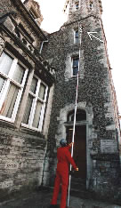 Telescopic pole extended