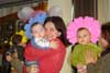 Eu e a mam&atilde;e na confraterniza&ccedil;&atilde;o de Dia das M&atilde;es da escolinha!