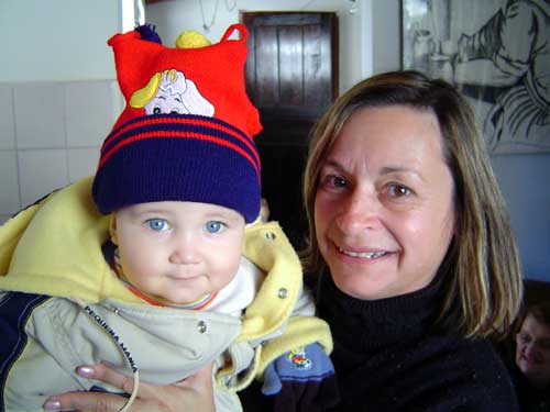 Fazendo pose com a vov&oacute; Jurc&eacute;lia!