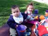 Na escolinha, curtindo um ar puro... nesse dia eu n&atilde;o tava muito legal...